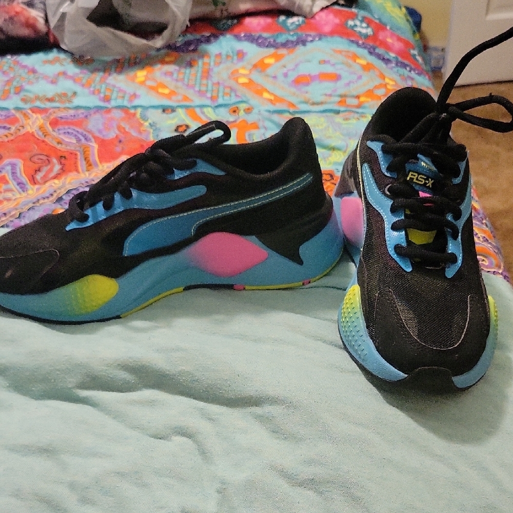 Puma Black and Blue Sneakers with Chunky Design